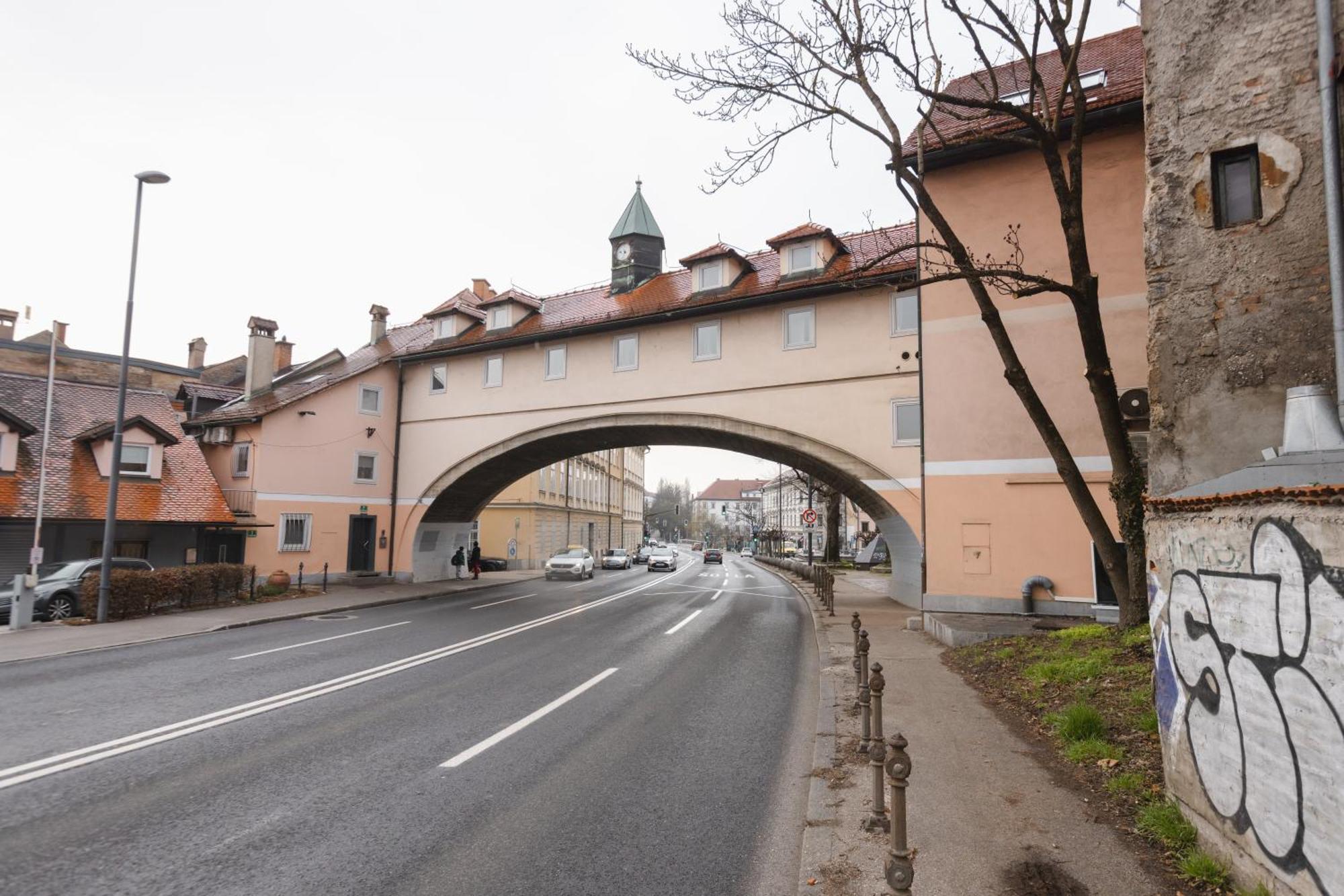 Bridge Apartments Ljubljana Bagian luar foto